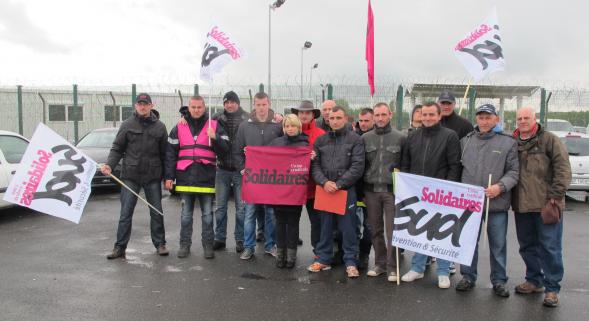 Grève des camarades de l'entreprise ASI (MAIN SÉCURITÉ) sur le site «EUROTUNNEL» 